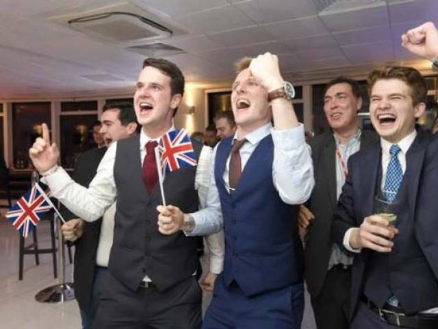 britainvotestoleaveeuinhistoricdivorce